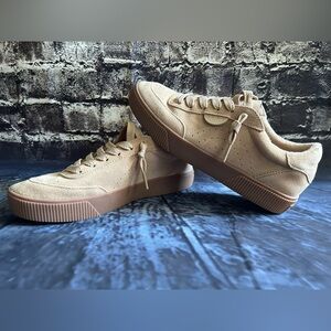 Reef Lay Day Seas Sneakers in Oasis Suede